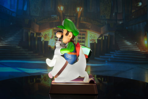 Luigi's Mansion 3 Luigi Collector's Edition Statue