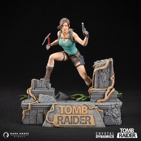 TOMB RAIDER: Lara Croft PVC Statue