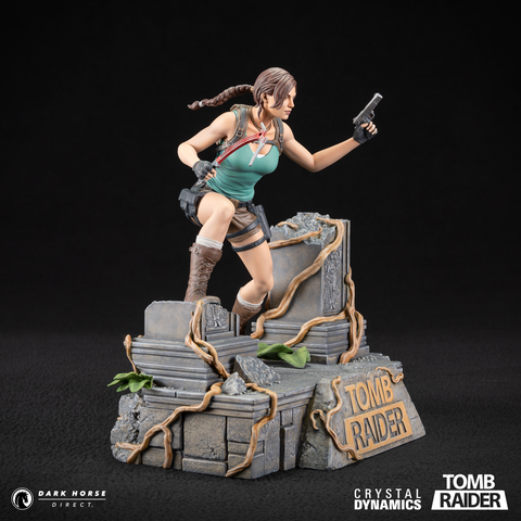 TOMB RAIDER: Lara Croft PVC Statue