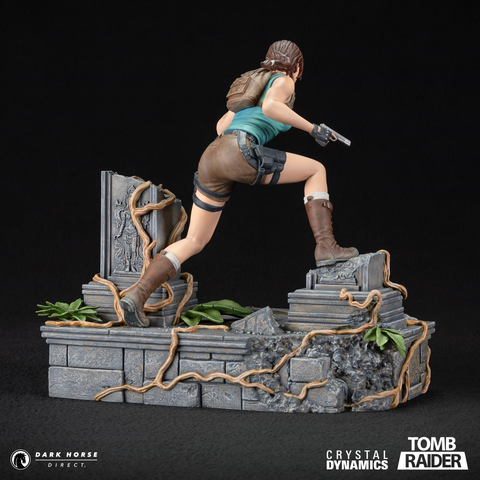 TOMB RAIDER: Lara Croft PVC Statue