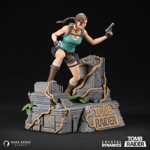 TOMB RAIDER: Lara Croft PVC Statue