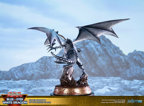 Yu-Gi-Oh! - Blue Eyes White Dragon PVC Statue: Silver Edition