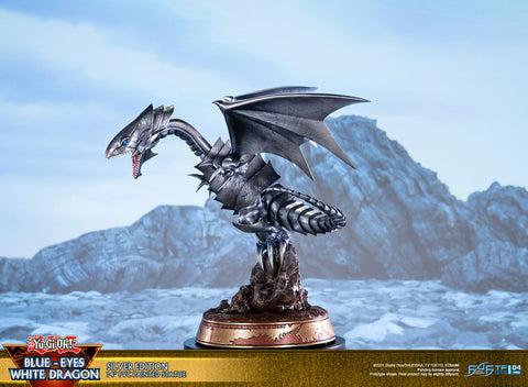 Yu-Gi-Oh! - Blue Eyes White Dragon PVC Statue: Silver Edition