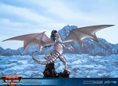 Yu-Gi-Oh! - Blue Eyes White Dragon PVC Statue